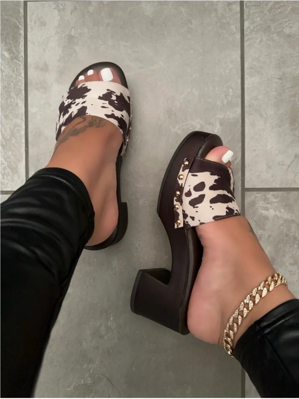 🤎 NEW! Cow Print Studded Platform Mule Heels | Western Chunky Slides